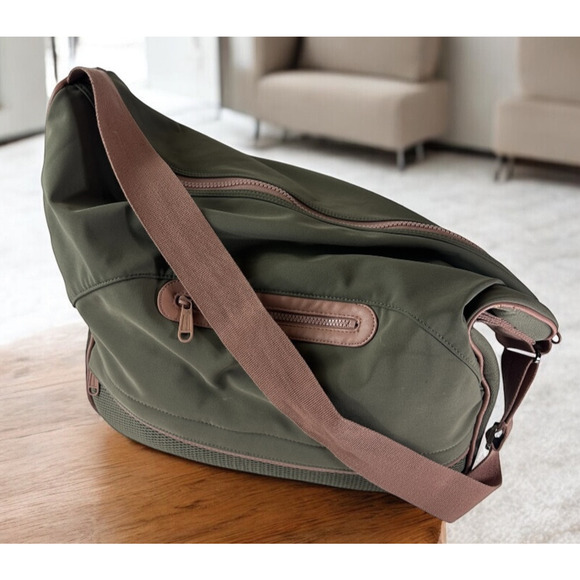 Adidas x Stella McCartney Gym Shoulder Bag Hobo Duffle Large Mesh Pockets Zip